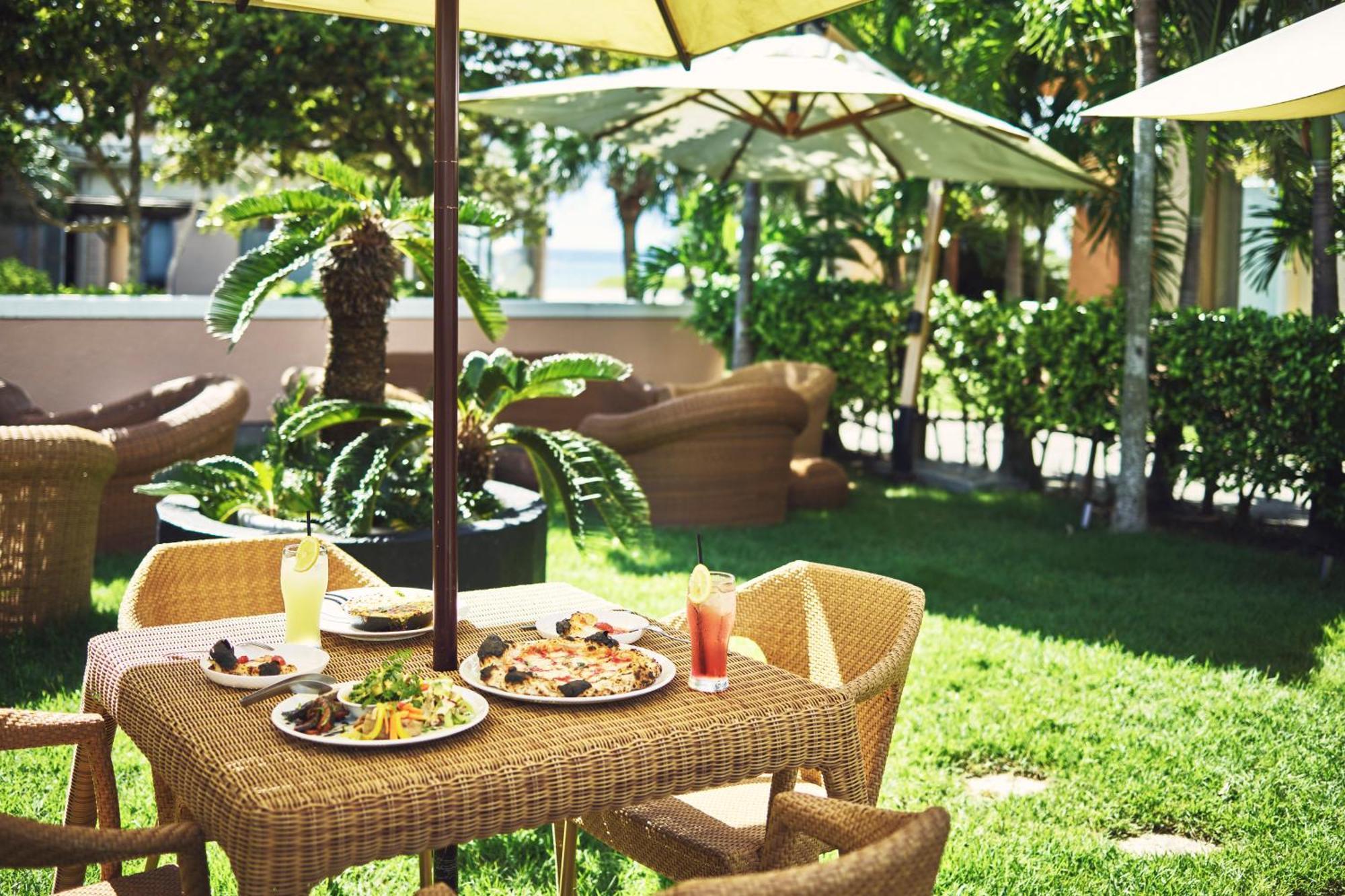 Ana Intercontinental Manza Beach Resort By Ihg Онна Екстер'єр фото