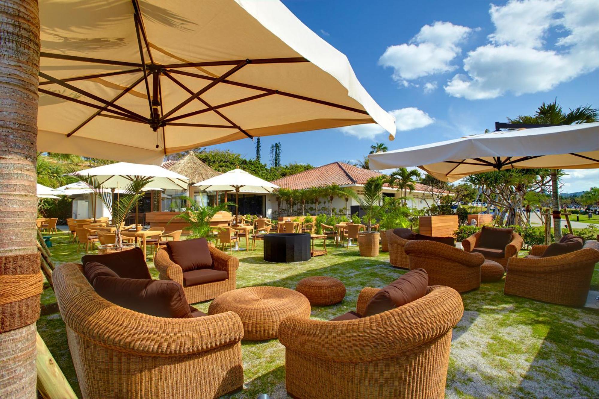 Ana Intercontinental Manza Beach Resort By Ihg Онна Екстер'єр фото